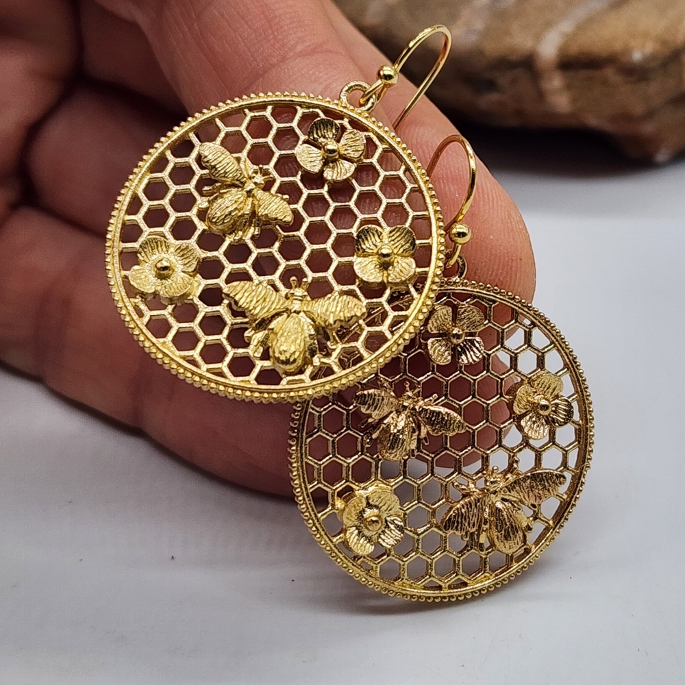 Johnny Was Jewelry Busy Bee Earrings 14K Gold plated Lightweight Earrings